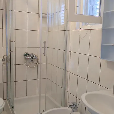 Veni Up Apartment