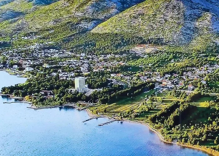 Veni Up Lägenhet Starigrad Paklenica