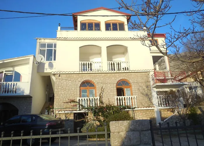 Veni Up Starigrad Paklenica