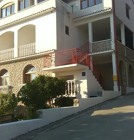 Veni Up Apartment