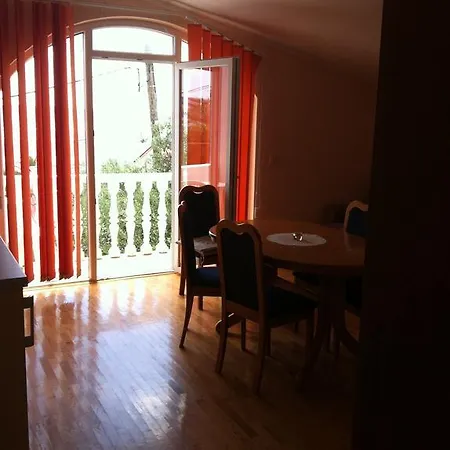 Apartment Veni Up Starigrad Paklenica