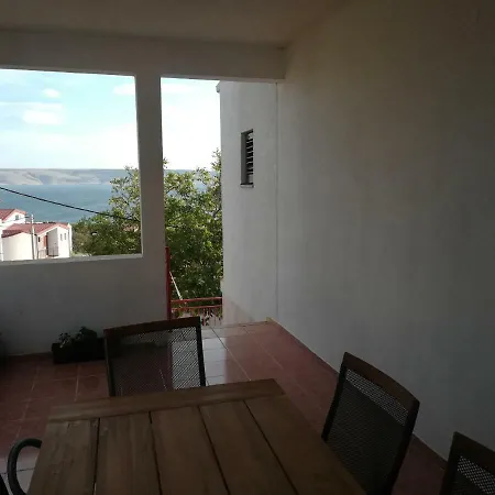 Veni Up Apartment *