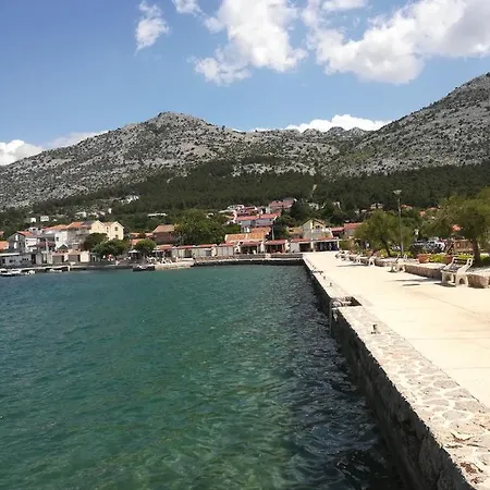 Veni Up Starigrad Paklenica