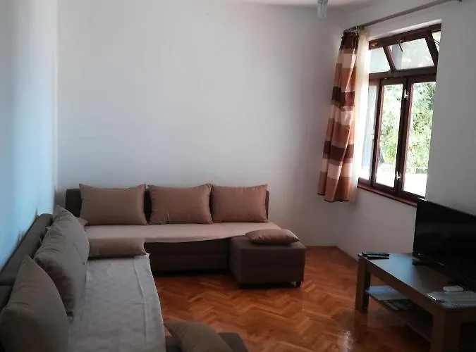 아파트 Veni Up 스타리그라드 파클레니차